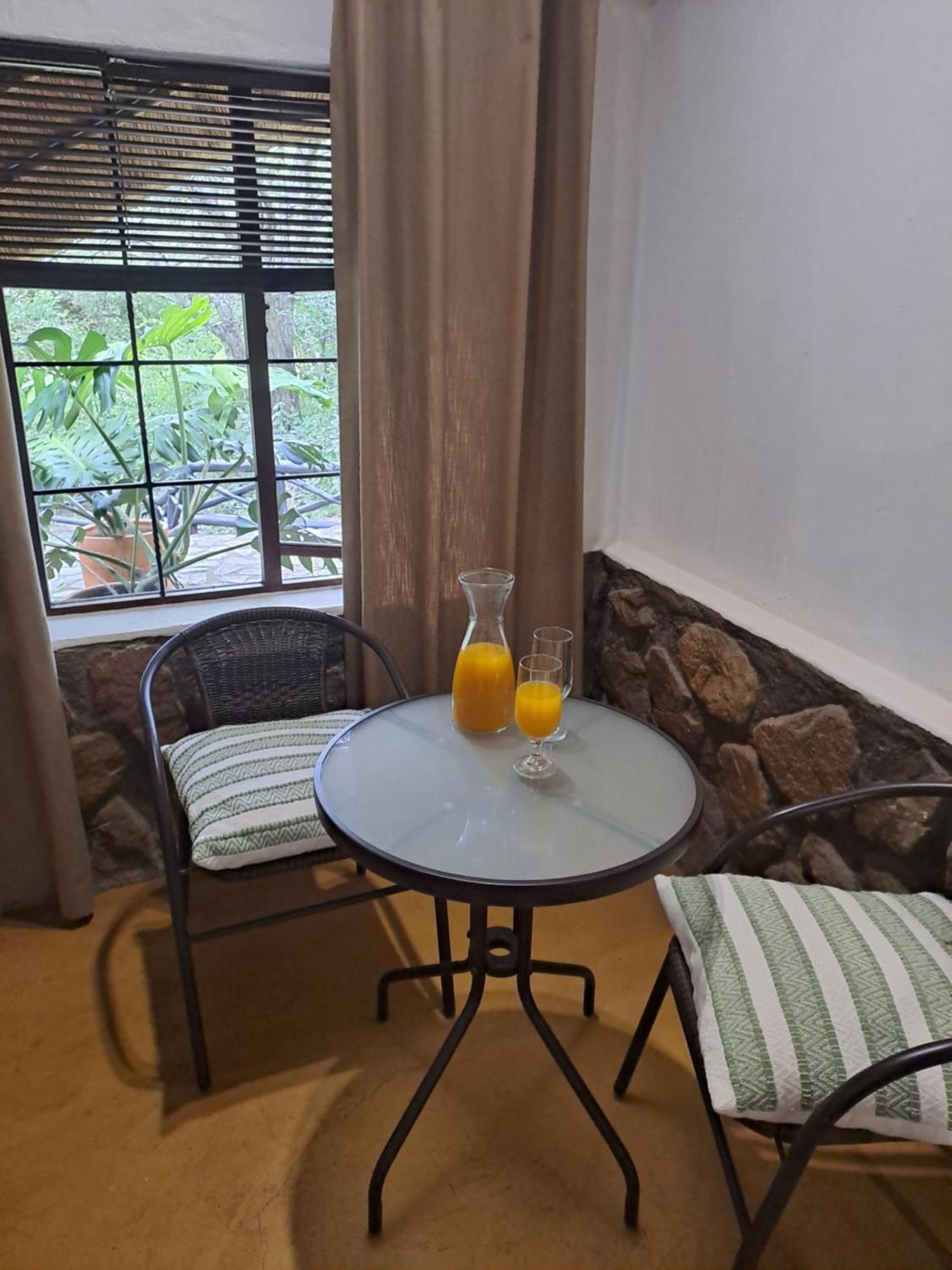 Little Bush Lodge Hoedspruit Extérieur photo